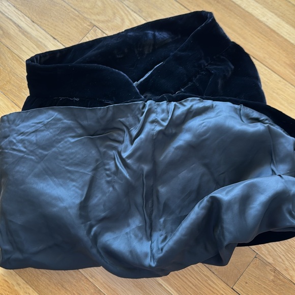 Valentino Boutique Black Front Slit Velvet Skirt - Picture 11 of 11